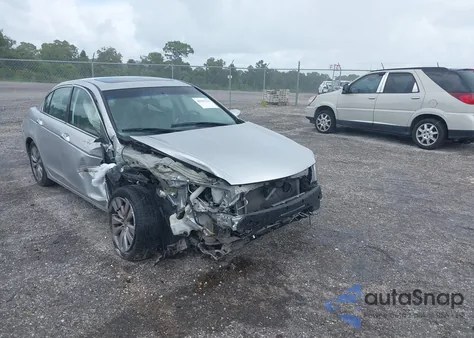 2012 Honda Accord 3.5 Ex-L z USA, uszkodzony, nr VIN 1HGCP3F84CA019108